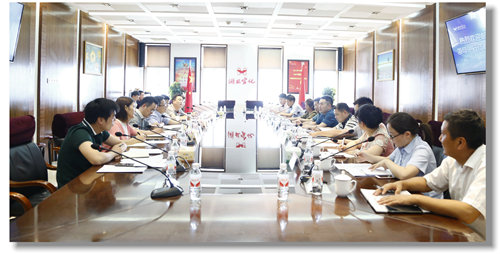 中國郵政儲蓄銀行湖北省分行副行長蔡平選一行到訪宜化集團(圖1) 中國郵政儲蓄銀行湖北省分行副行長蔡平選一行到訪宜化集團(圖1)