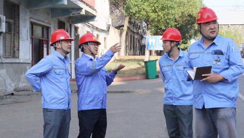 王大真深入雙環公司現場察看清潔文明生產推進情況(圖2)