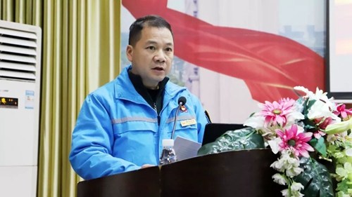 彭向華參加楚星公司2019年度述職述廉暨主題教育總結(jié)大會(huì)(圖2) 彭向華參加楚星公司2019年度述職述廉暨主題教育總結(jié)大會(huì)(圖2)