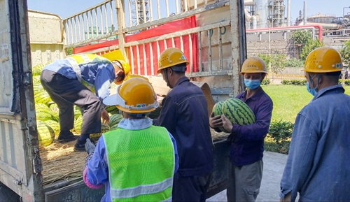 情系一線 集團(tuán)工會到分子公司“送清涼”(圖2) 情系一線 集團(tuán)工會到分子公司“送清涼”(圖2)