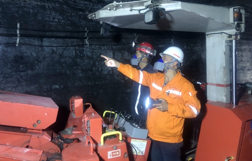 礦業(yè)公司：思維碰撞、經(jīng)驗共享，講出班組安全管理標準化建設好辦法(圖2)