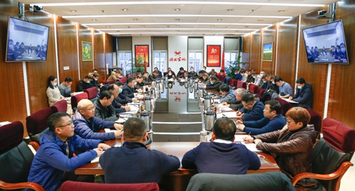 集團行政例會強調:胸懷全局干在實處 奮力實現更大勝利(圖1) 集團行政例會強調:胸懷全局干在實處 奮力實現更大勝利(圖1)