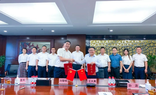 訪客戶談合作走市場！王大真到倍豐集團(tuán)走訪(圖2)