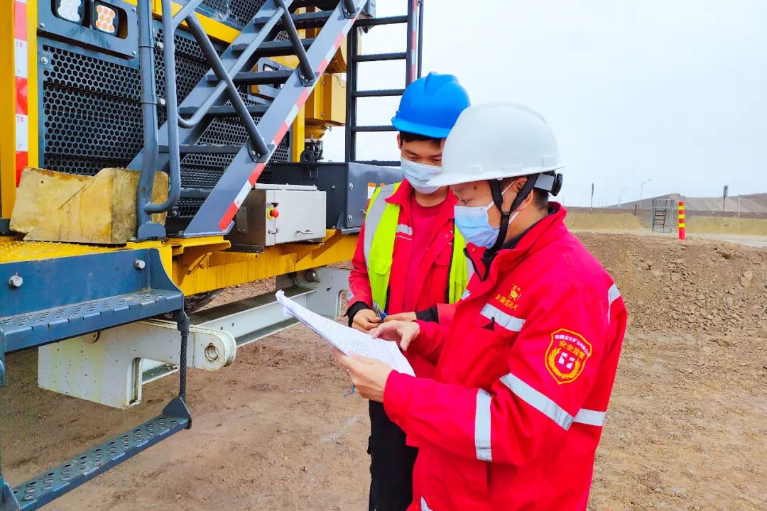 【宜化榜樣】金牌能手陳百建:忠誠執(zhí)著守初心,履職盡責善作為(圖3) 圖片