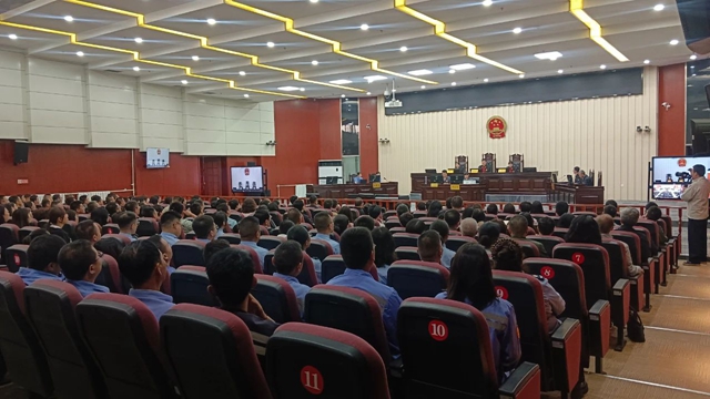 青海宜化：旁聽庭審敲警鐘，紀(jì)法紅線記心間(圖1)