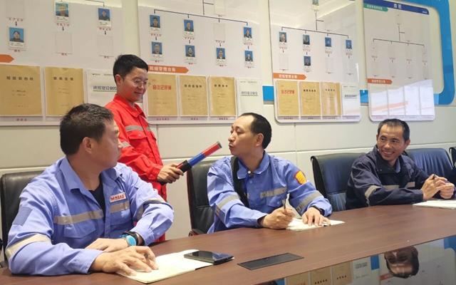 筑牢安全防護(hù)網(wǎng)，磷化工公司這樣過(guò)“雙節(jié)”(圖1)